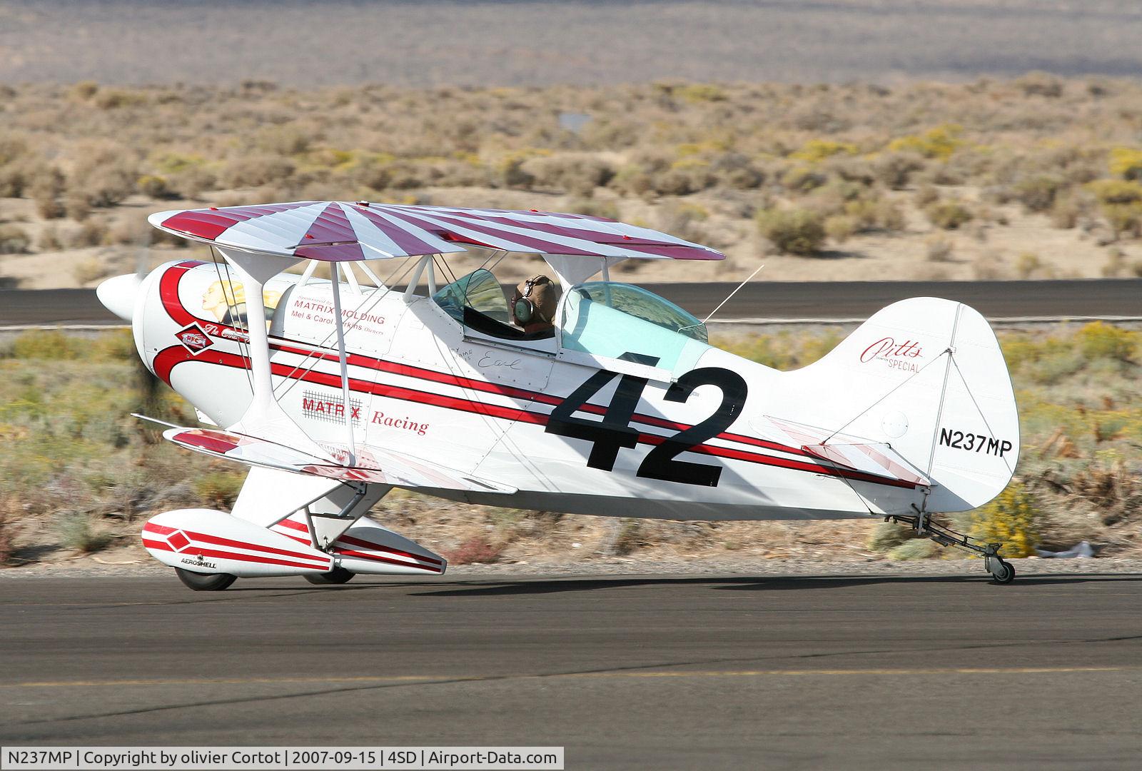 N237MP, Pitts S-1S Special C/N 7-0237, taxiing at Reno air Races 2007