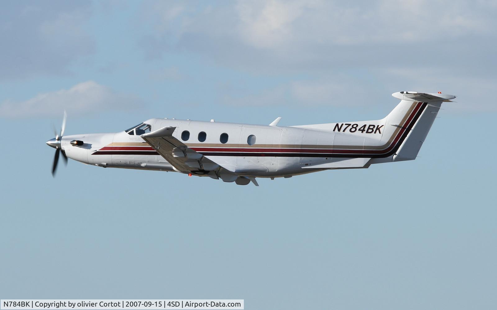 N784BK, 2007 Pilatus PC-12/47 C/N 784, taking off during Reno air races