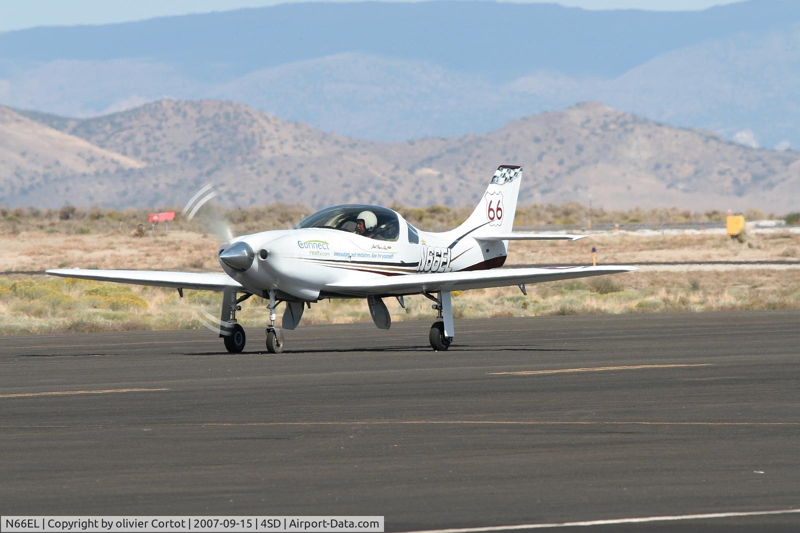 N66EL, 2004 Lancair Legacy C/N L2K-244, taxiing at Reno air Races 2007