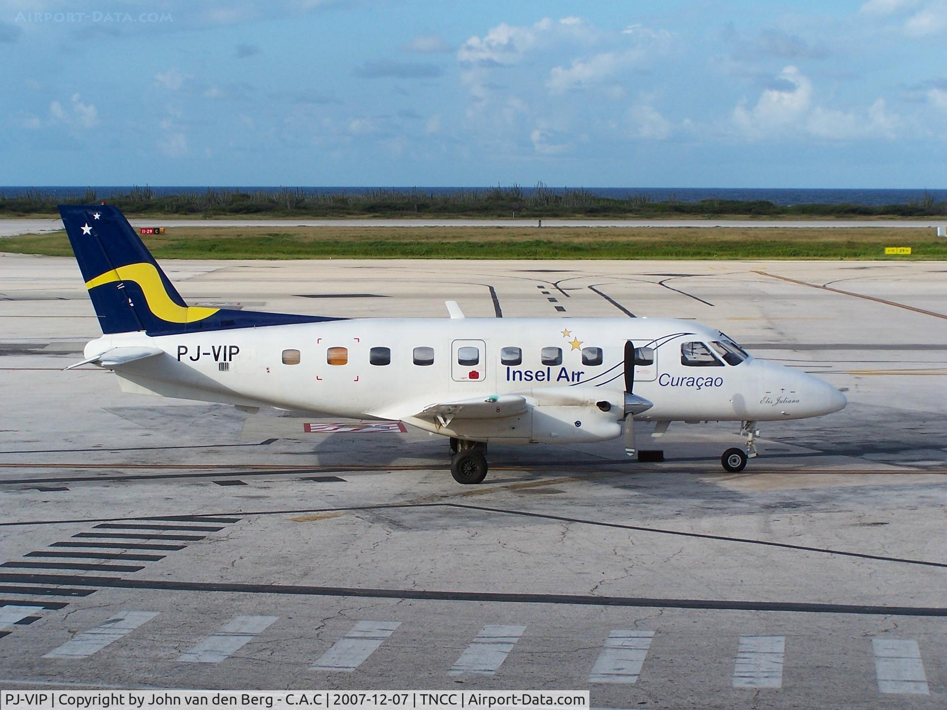 PJ-VIP, 1981 Embraer EMB-110P1 Bandeirante C/N 110382, Insel Air