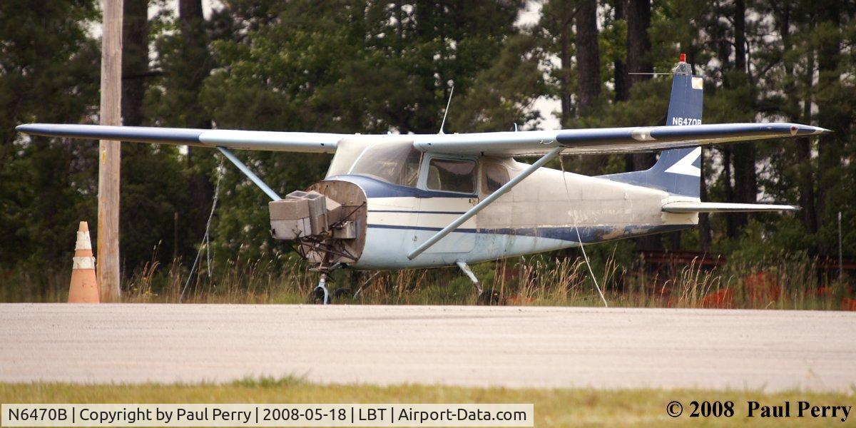 N6470B, 1957 Cessna 172 C/N 29670, Somethings missing....at least she's balanced