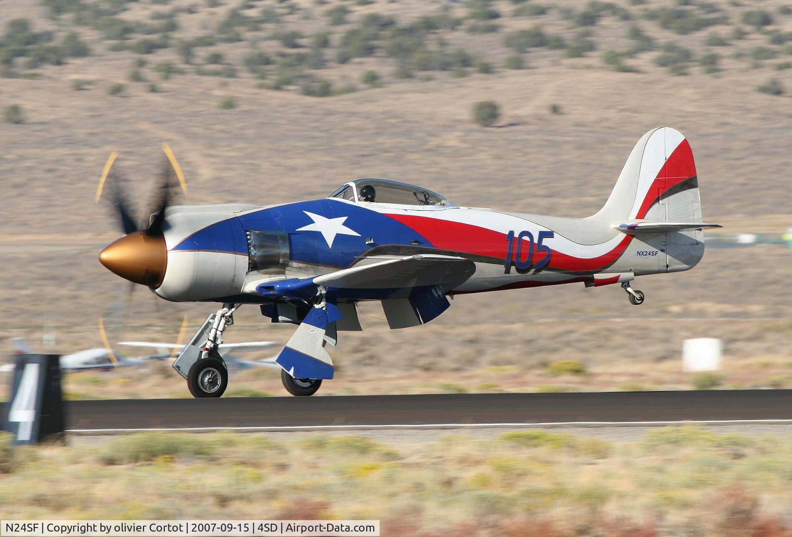 N24SF, 1948 Hawker Sea Fury FB.11 C/N 37517, landing during Reno air races