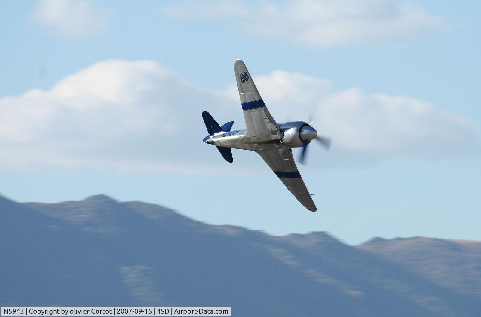 N5943, Yakovlev Yak-11 C/N 407, full speed over reno