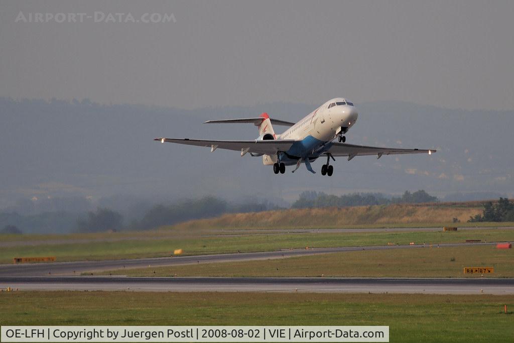 OE-LFH, 1995 Fokker 70 (F-28-0070) C/N 11554, Fokker 70