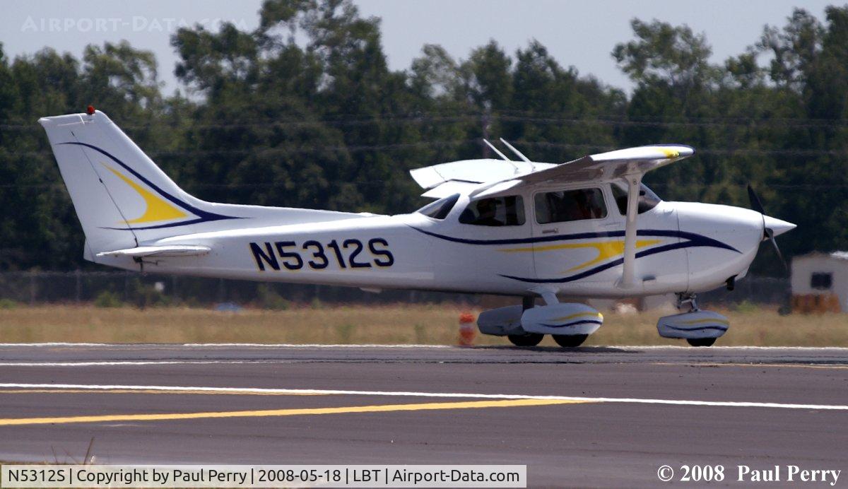 N5312S, Cessna 172S C/N 172S9285, Late day arrival