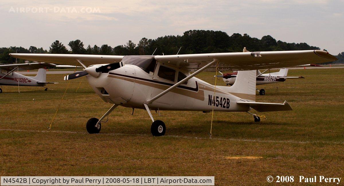 N4542B, 1955 Cessna 180 C/N 31441, Another ol' taildragger looking good