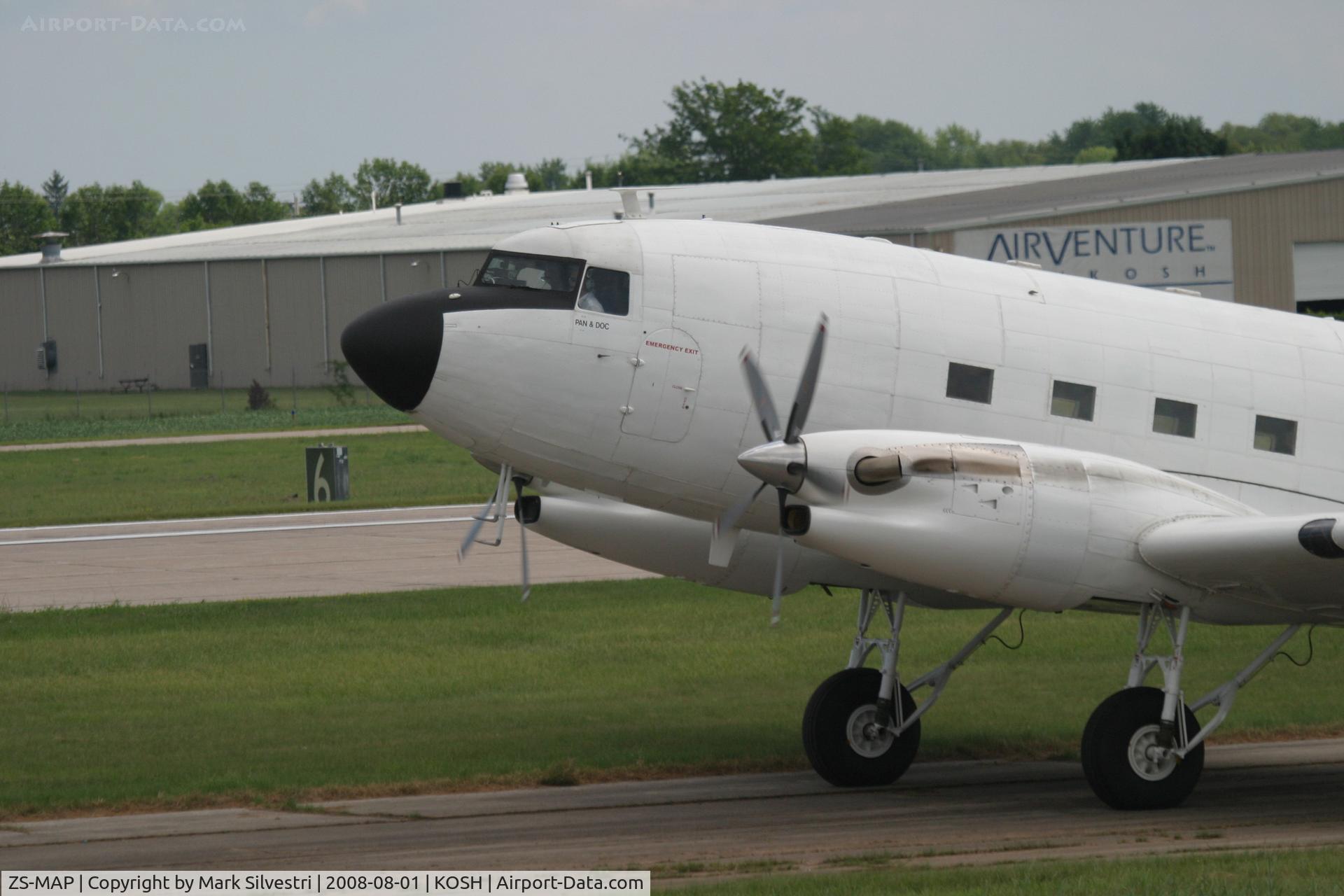 ZS-MAP, 1945 Douglas DC-3-65TP (C-47B-25-DK) C/N 32644, Oshkosh 2008