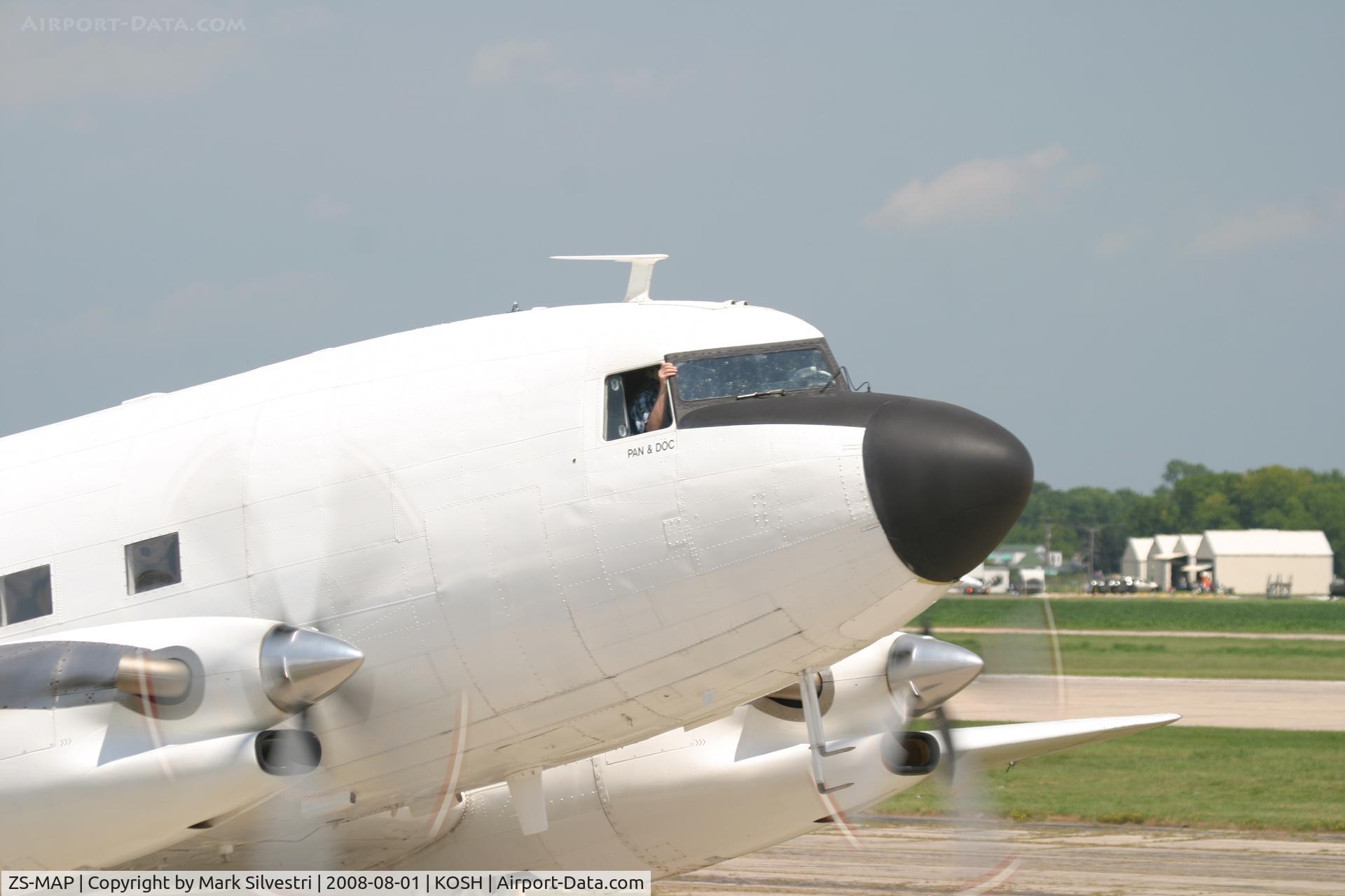 ZS-MAP, 1945 Douglas DC-3-65TP (C-47B-25-DK) C/N 32644, Oshkosh 2008