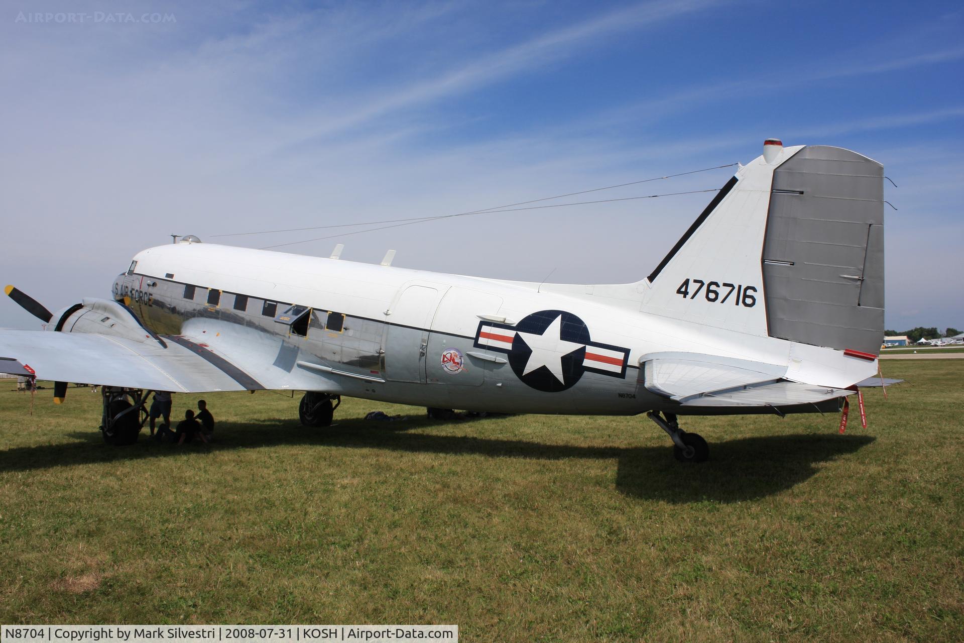 N8704, 1944 Douglas DC3C-S4C4G (TC-47B-30-DK) C/N 33048, Oshkosh 2008