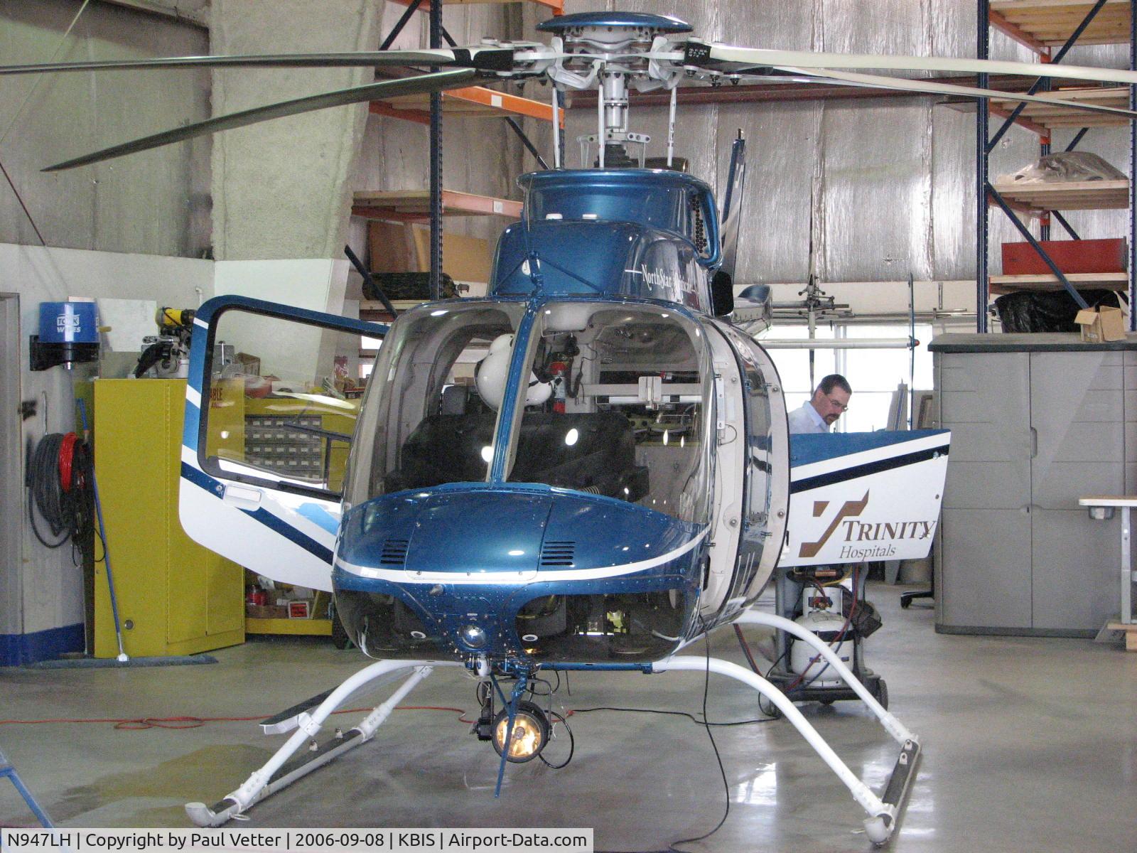 N947LH, 2001 Bell 407 C/N 53509, Executive Air Taxi Corp completion on EMS Helicopter
