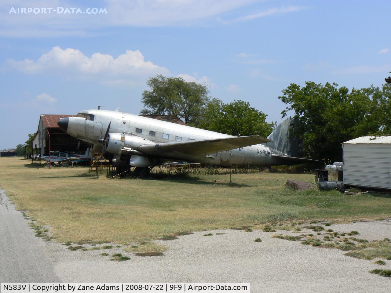 N583V, 1942 Douglas DC3C-S1C3G (C-47A-5-DK) C/N 12369, This aircraft has sat here for at least 20 years. For years it was ran every Sunday but never moved.