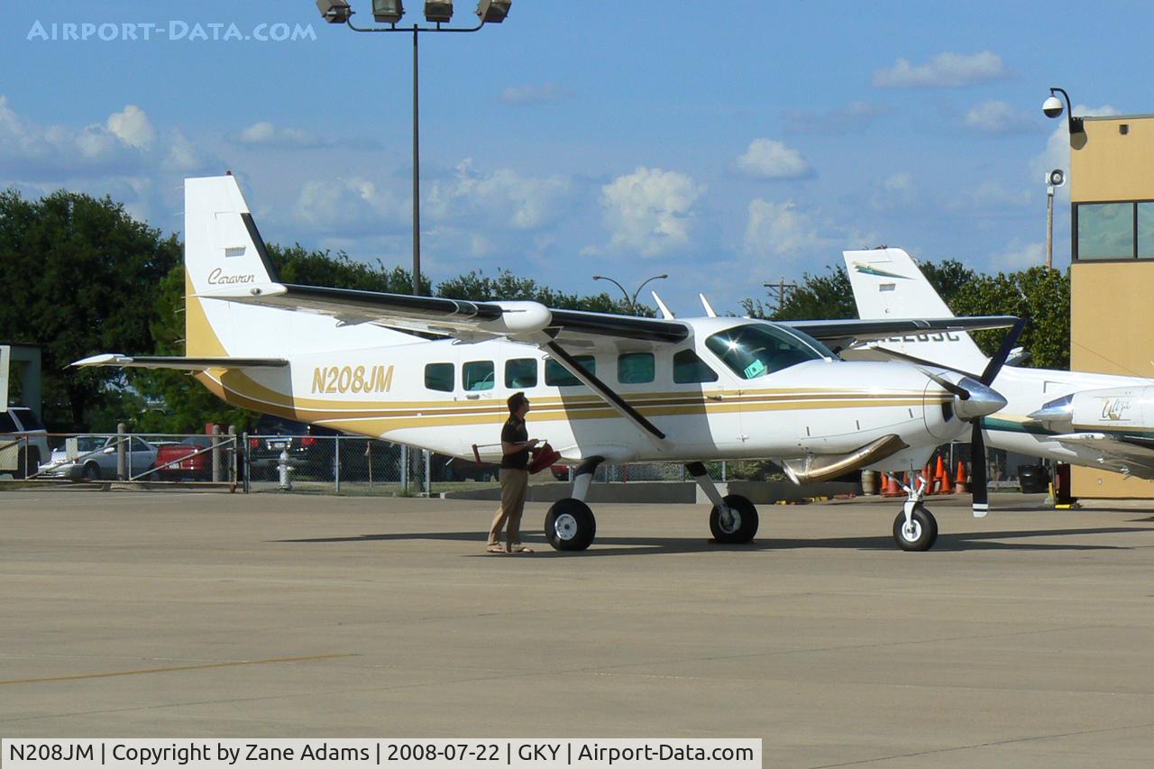 N208JM, 1996 Cessna 208 Caravan 1 C/N 20800247, At Arlington Municipal