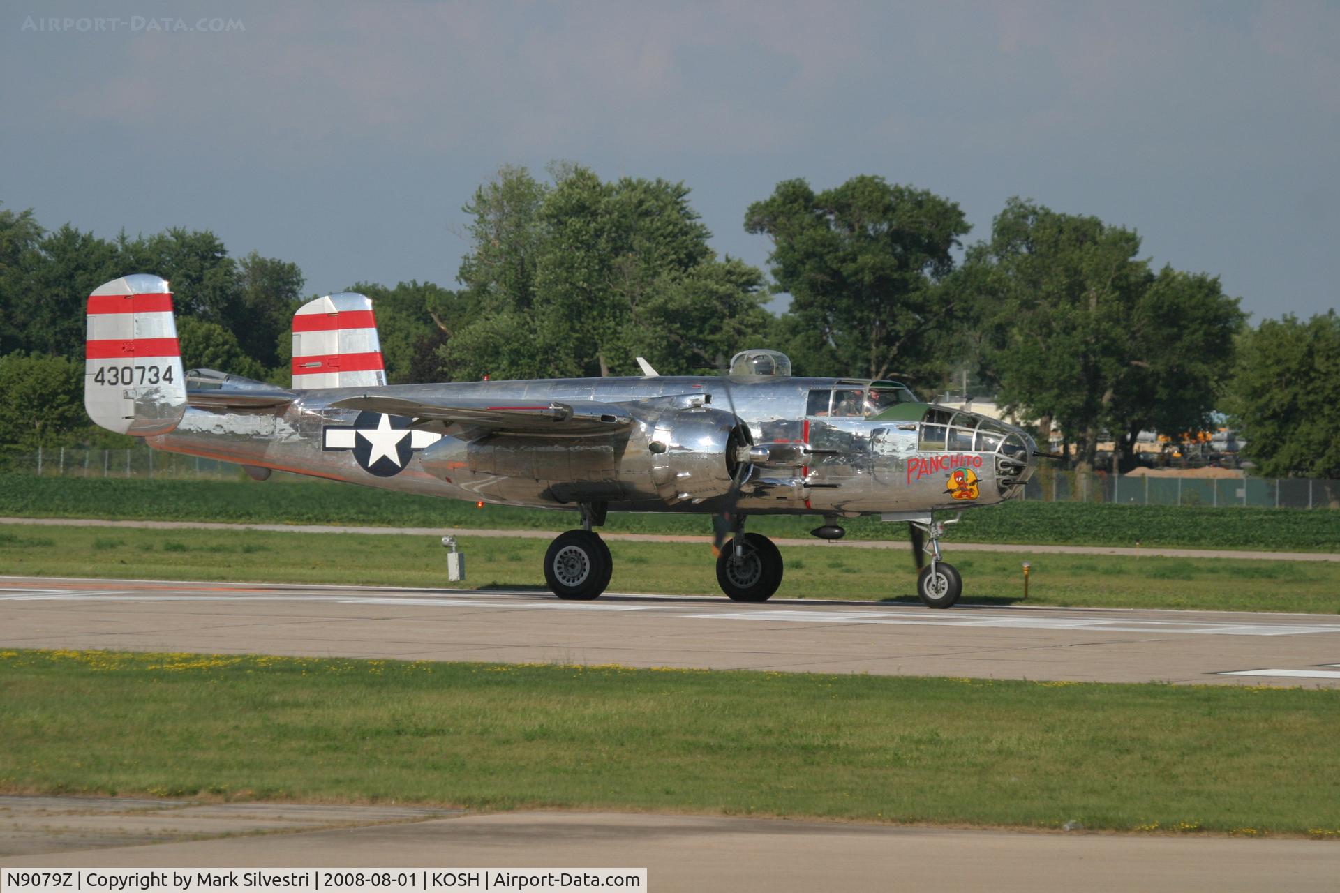 N9079Z, 1944 North American TB-25N Mitchell C/N 108-34009, Oshkosh 2008