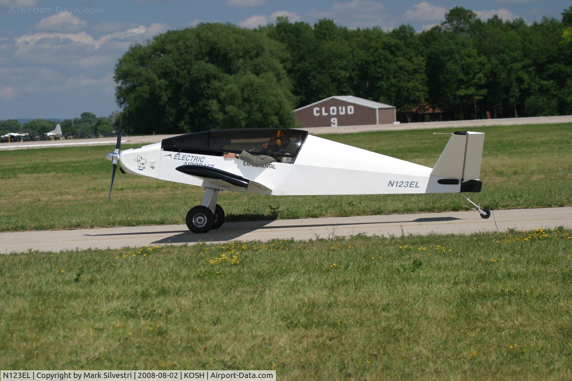 N123EL, 2008 Monnett (Electric Aircraft Corporation) Moni (Electra Flyer C) C/N EAC 1002, Oshkosh 2008