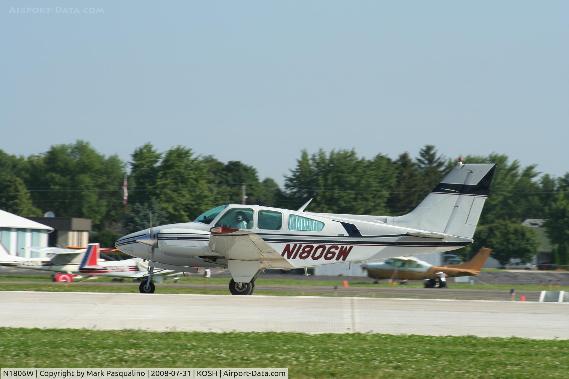 N1806W, 1972 Beech 95-B55 (T42A) Baron C/N TC-1506, Beech B55