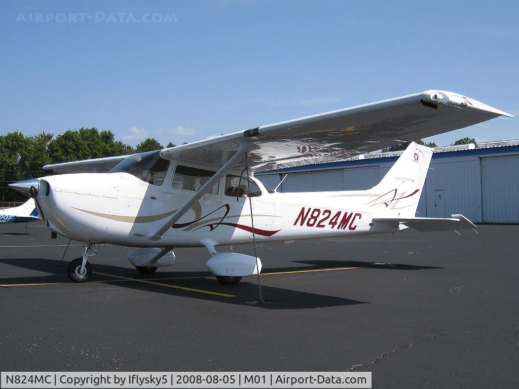 N824MC, 2008 Cessna 172S C/N 172S10714, N824MC CESSNA 172 SKYHAWK