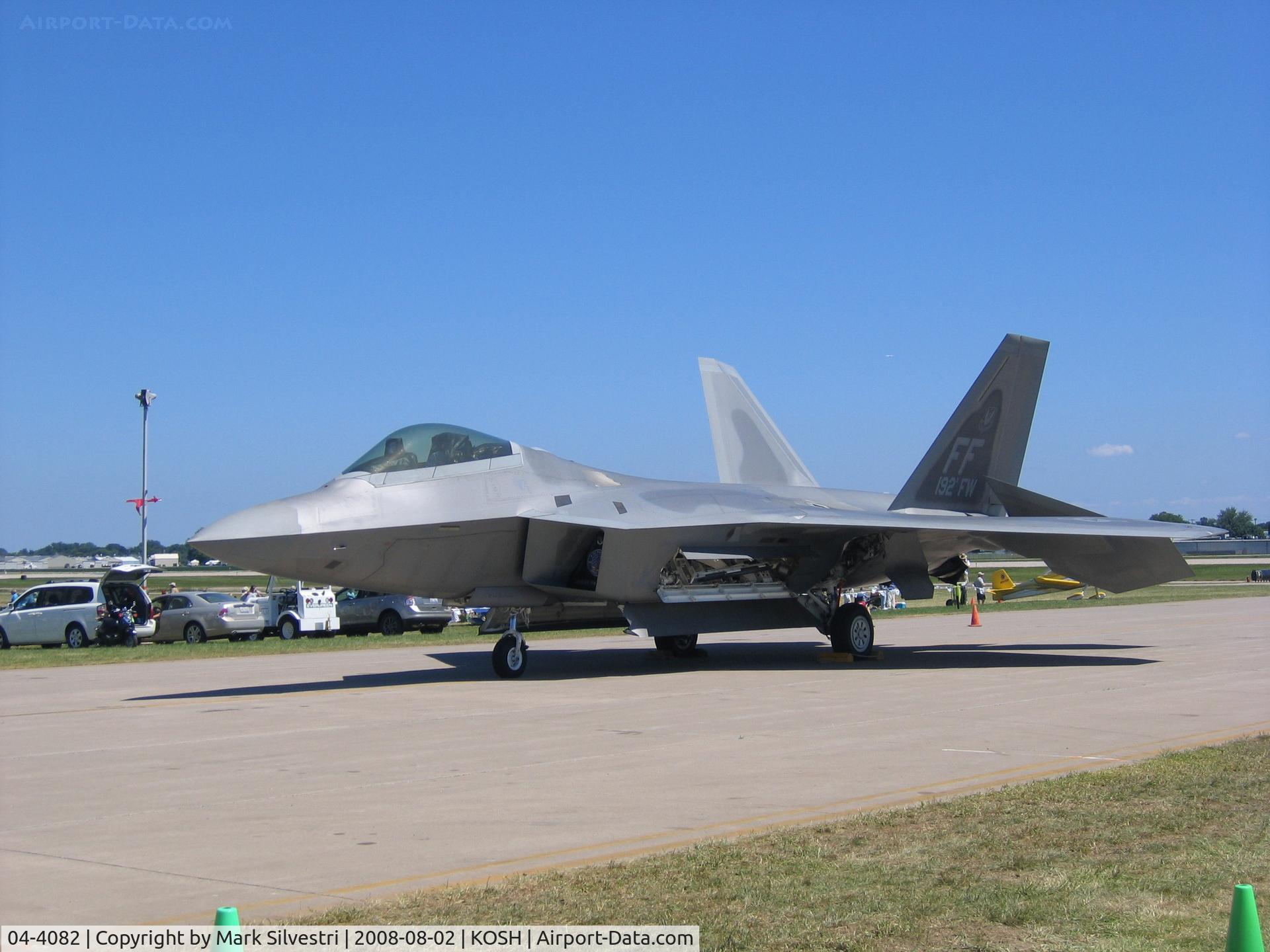 04-4082, 2004 Lockheed Martin F-22A Raptor C/N 4082, Oshkosh 2008