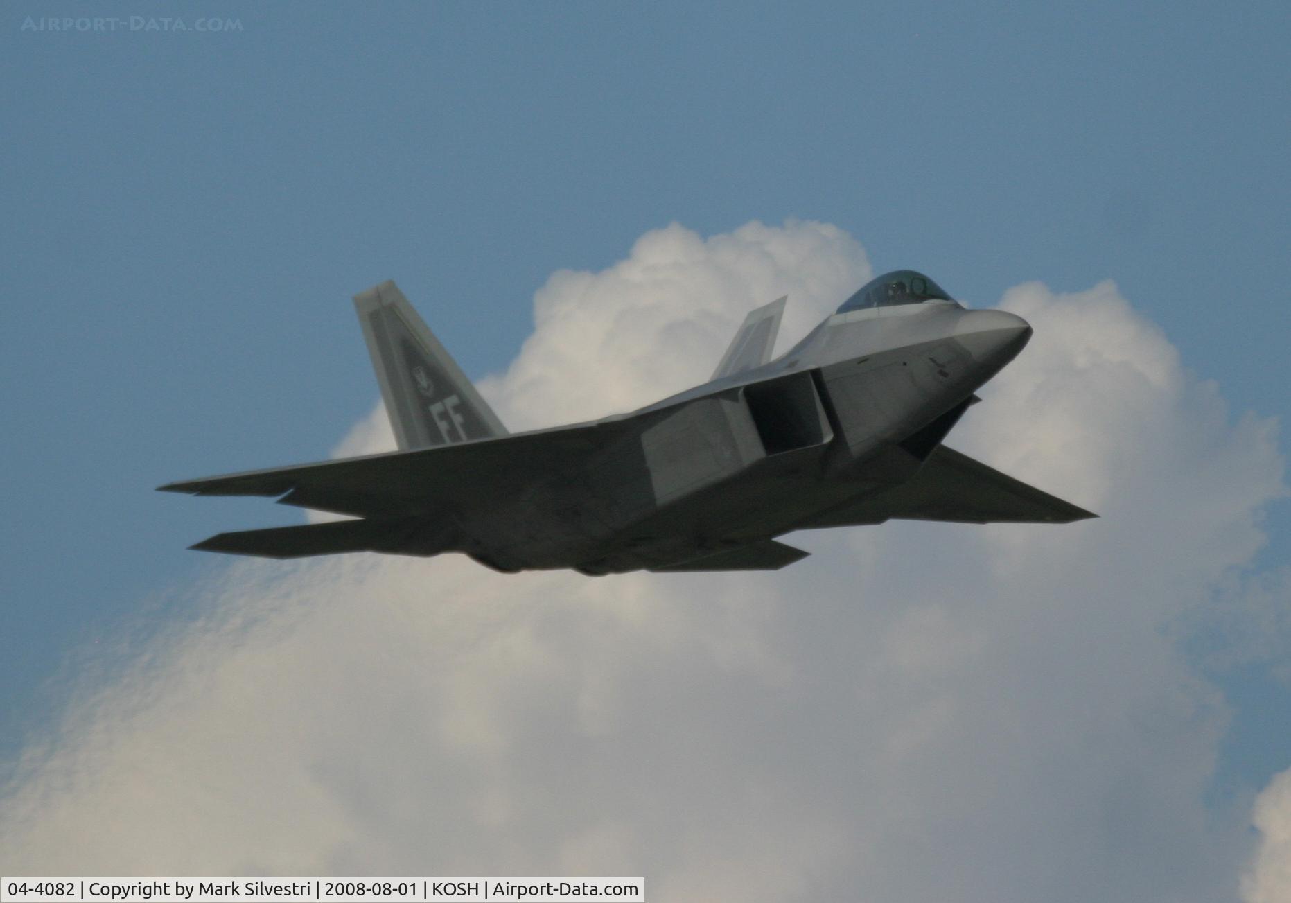 04-4082, 2004 Lockheed Martin F-22A Raptor C/N 4082, Oshkosh 2008