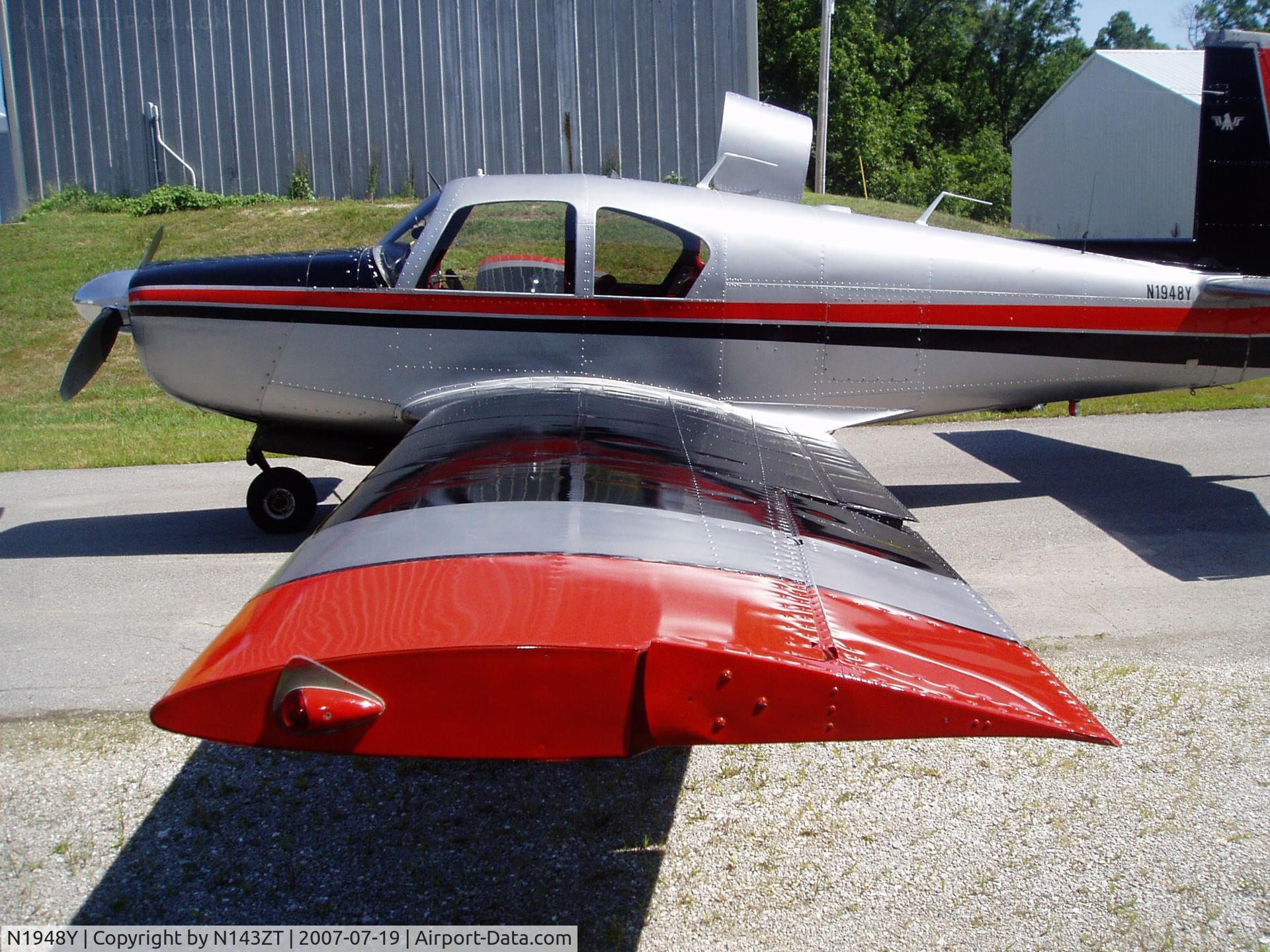 N1948Y, 1964 Mooney M20E C/N 255, N1948Y at M71