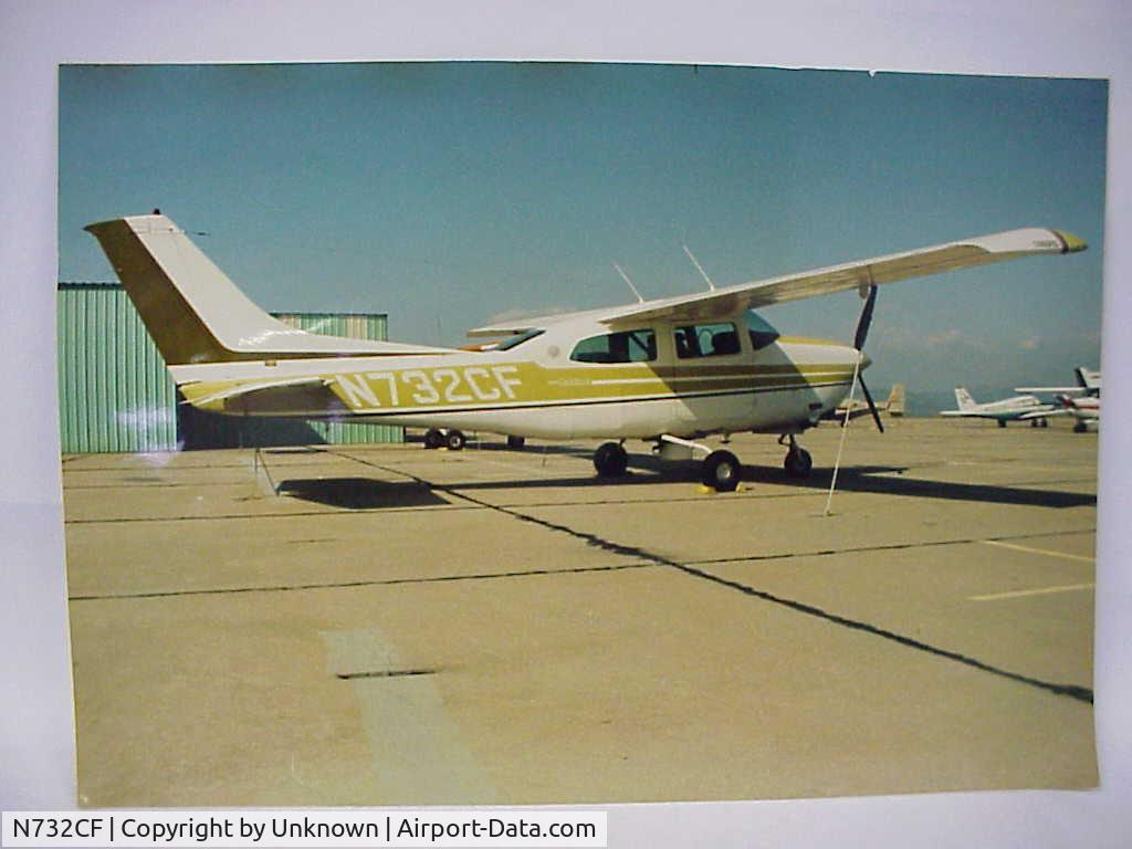 N732CF, Cessna T210L Turbo Centurion C/N 21061404, Cessna modified with microwave transmit antenna pod.