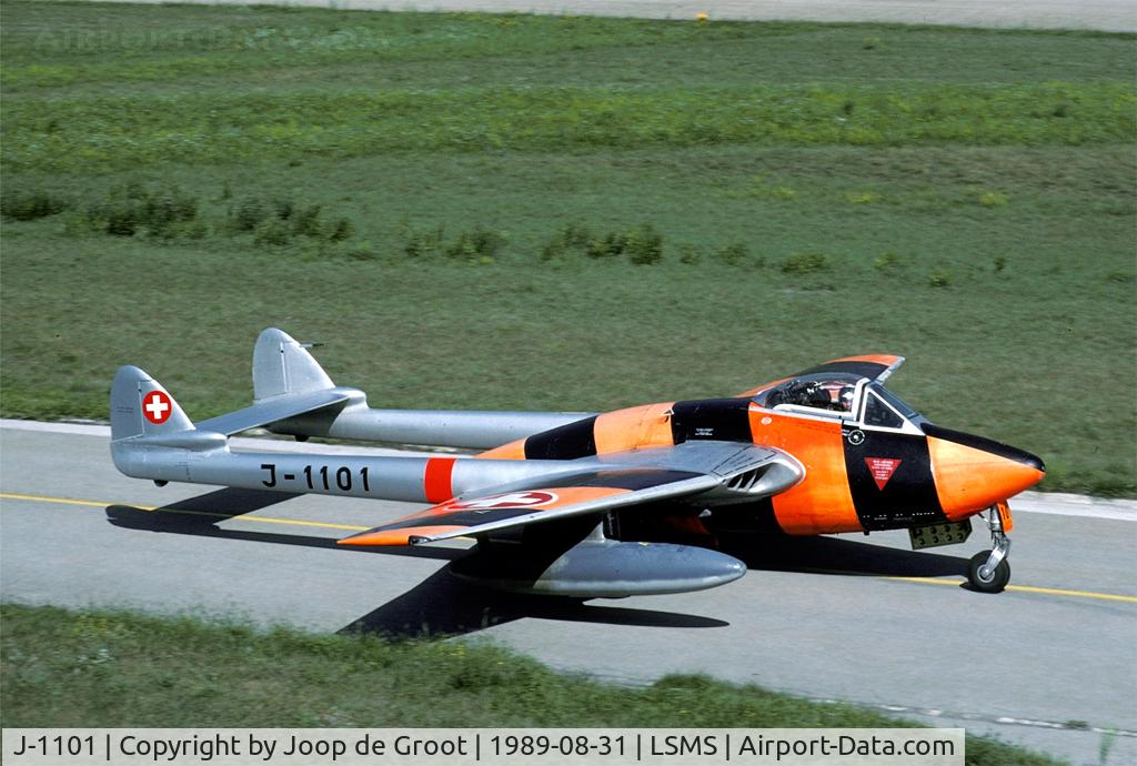 J-1101, De Havilland (FFA) Vampire FB6 (DH-100) C/N 610, Some Swiss Vampires sported black/dayglow colors for target facilities duties