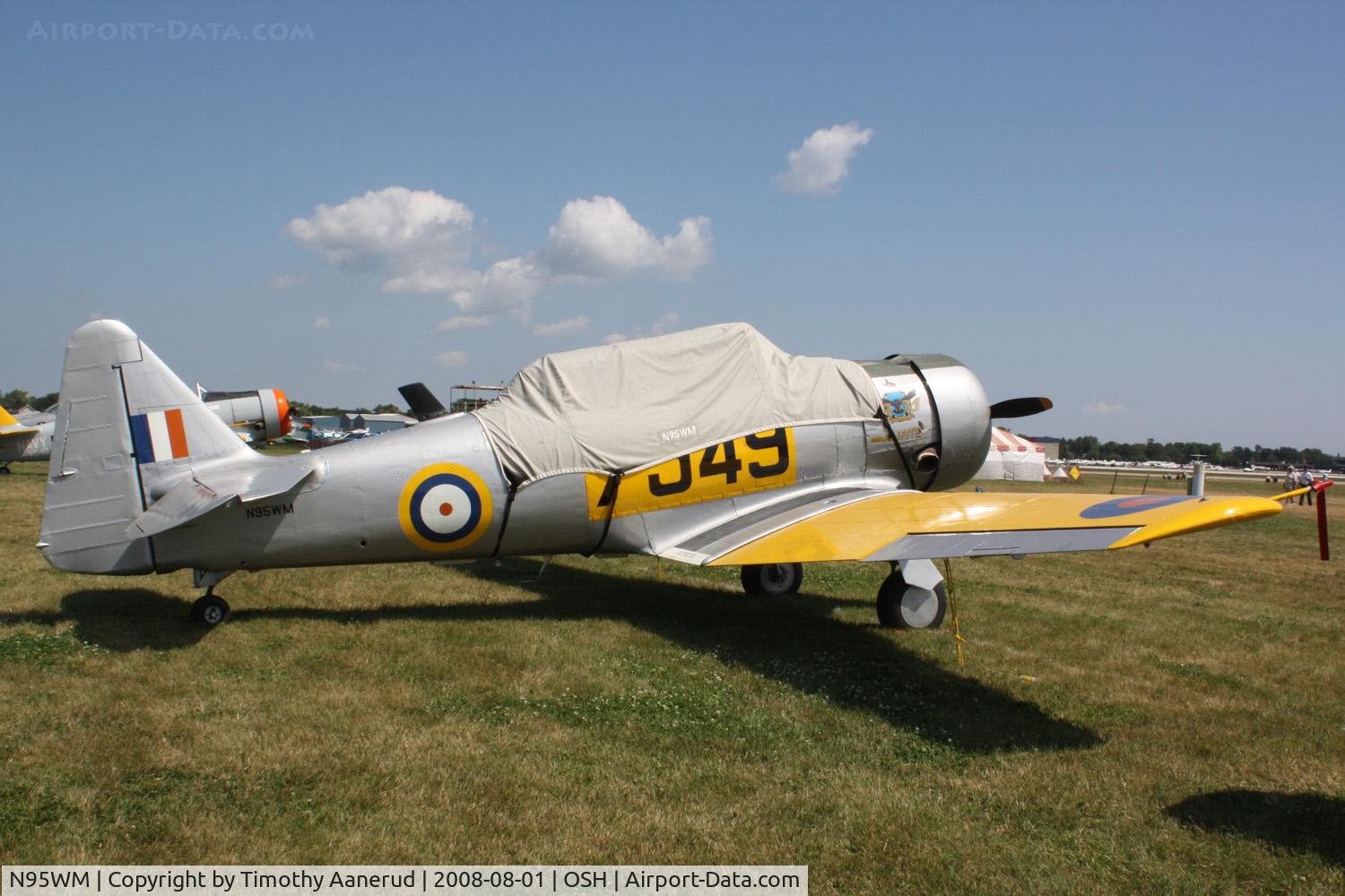 N95WM, 1943 North American AT-6D Texan C/N 8815597, EAA AirVenture 2008