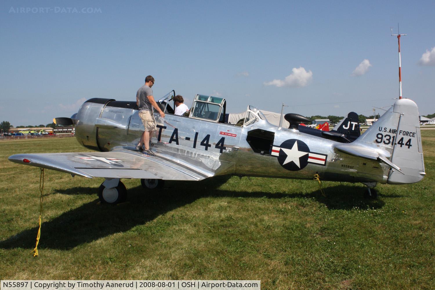 N55897, 1949 North American T-6G Texan C/N 168-248, EAA AirVenture 2008