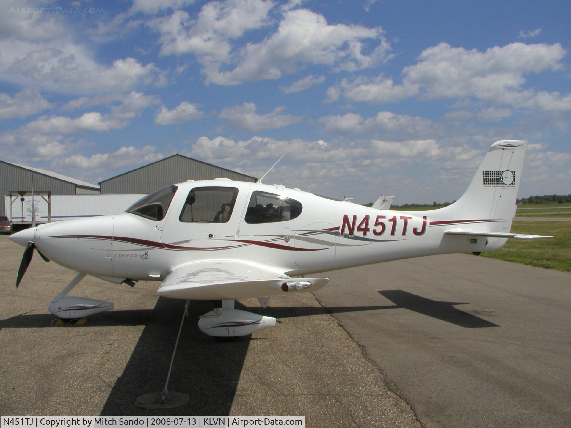 N451TJ, 2004 Cirrus SR22 C/N 0866, Parked on the ramp at Airlake.