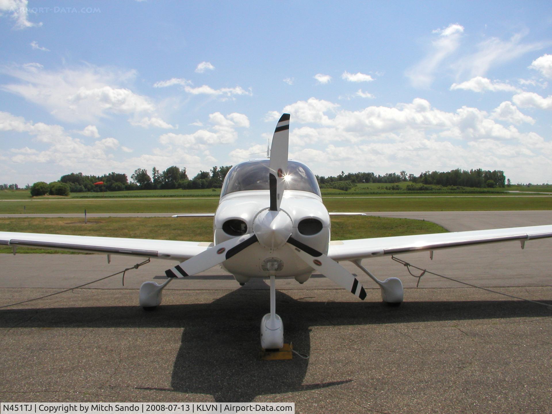 N451TJ, 2004 Cirrus SR22 C/N 0866, Parked on the ramp at Airlake.