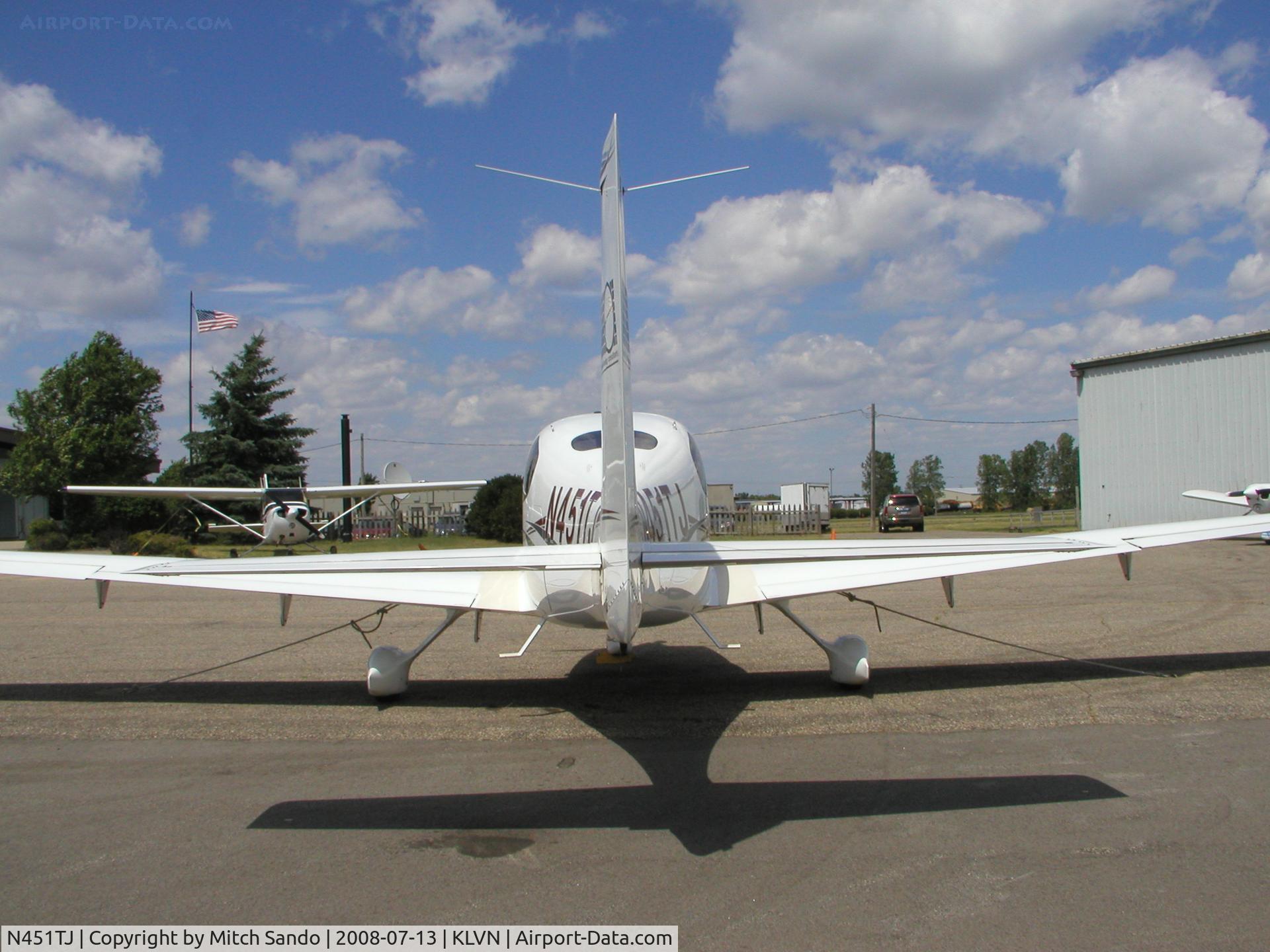 N451TJ, 2004 Cirrus SR22 C/N 0866, Parked on the ramp at Airlake.