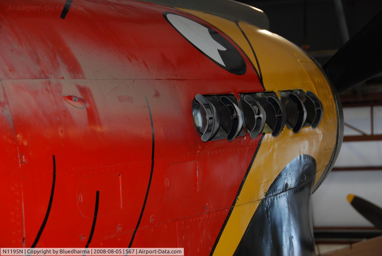 N1195N, 1942 Curtiss P-40N Warhawk C/N 130158, On display at Warhawk Air Museum.