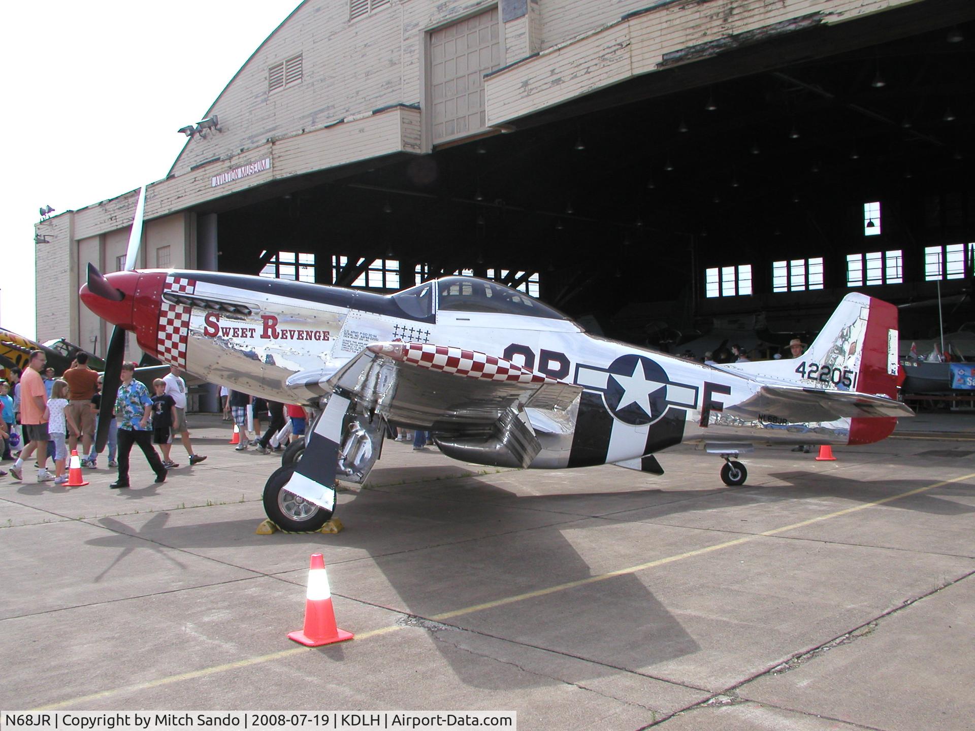 N68JR, 1944 North American P-51D Mustang C/N 44-72051, Duluth Air and Aviation Expo 2008.