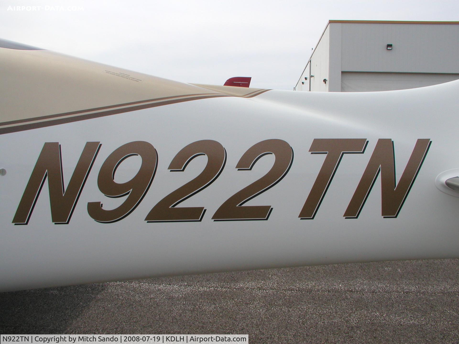 N922TN, 2007 Cirrus SR22 G3 GTS  X Turbo C/N 2529, Duluth Air and Aviation Expo 2008.