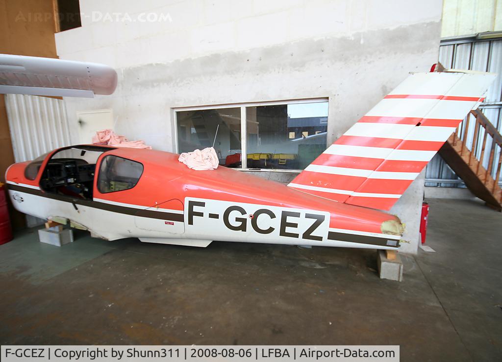 F-GCEZ, Socata TB-9 Tampico C/N 123, Stored inside Airways hangar... dismantled...