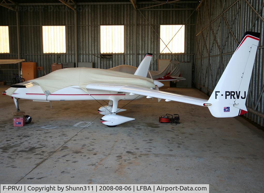F-PRVJ, Co-Z Cozy C/N 384, Hangared...