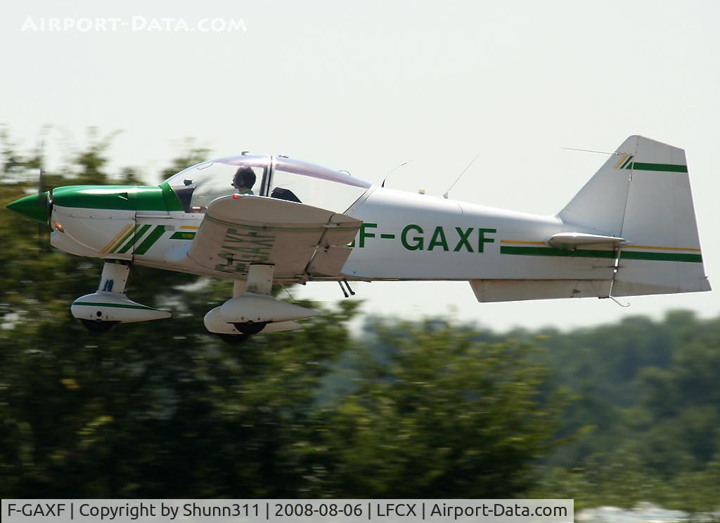 F-GAXF, Robin R-2160 Alpha Sport C/N 141, On take off...