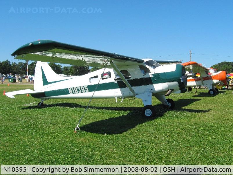 N10395, 1959 De Havilland Canada DHC-2 Beaver Mk.1 C/N 1354, Two Beavers, N63652 in the background, at Airventure 2008 - Oshkosh, WI