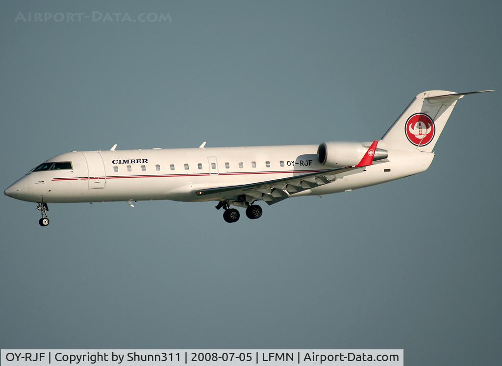 OY-RJF, 1993 Canadair CRJ-200LR (CL-600-2B19) C/N 7019, On landing...