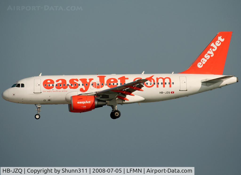 HB-JZQ, 2005 Airbus A319-111 C/N 2450, On landing...
