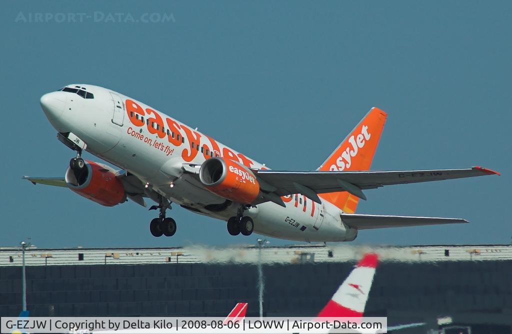G-EZJW, 2003 Boeing 737-73V C/N 32418, Easyjet Boeing 737
