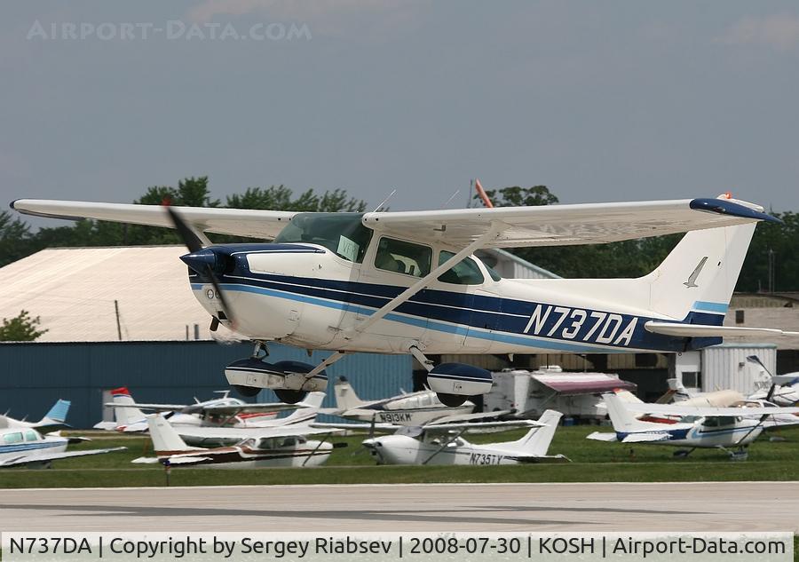 N737DA, 1977 Cessna 172N C/N 17269327, EAA AirVenture 2008