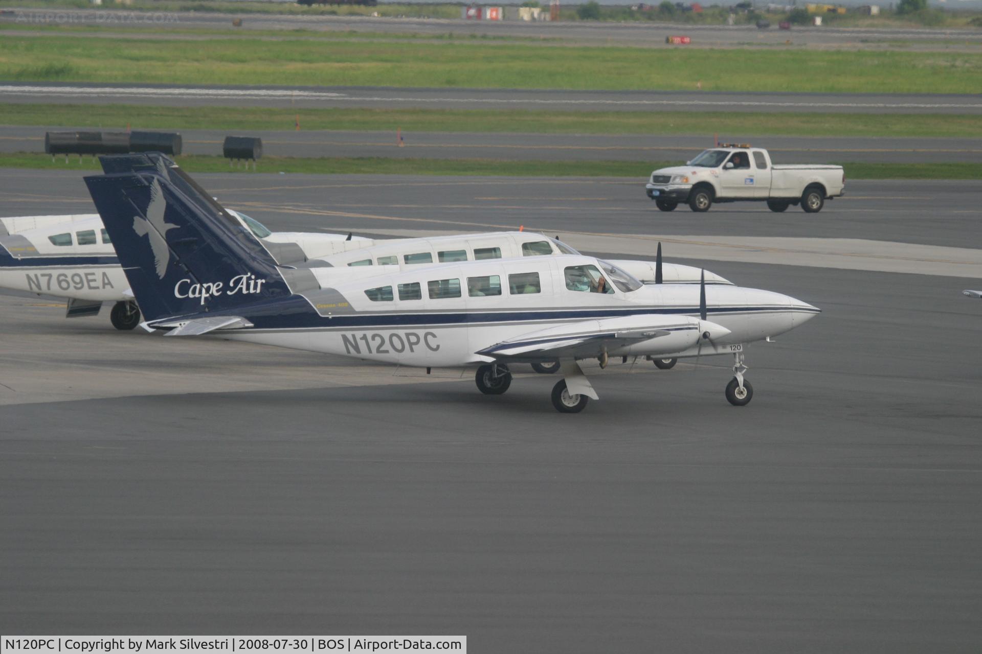 N120PC, 1979 Cessna 402C C/N 402C0079, Logan Intl