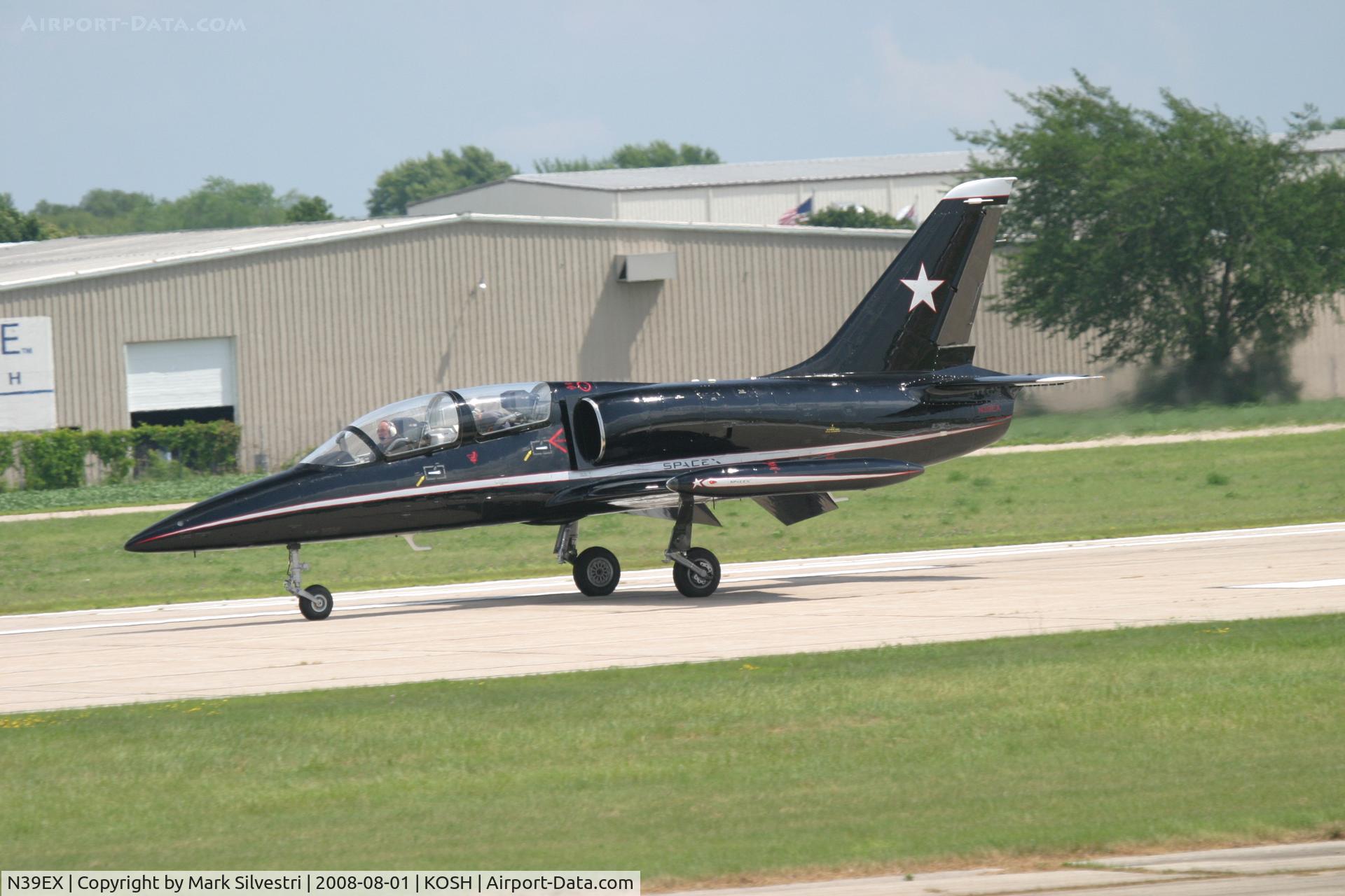 N39EX, 1980 Aero L-39 Albatros C/N 031629, Oshkosh 2008
