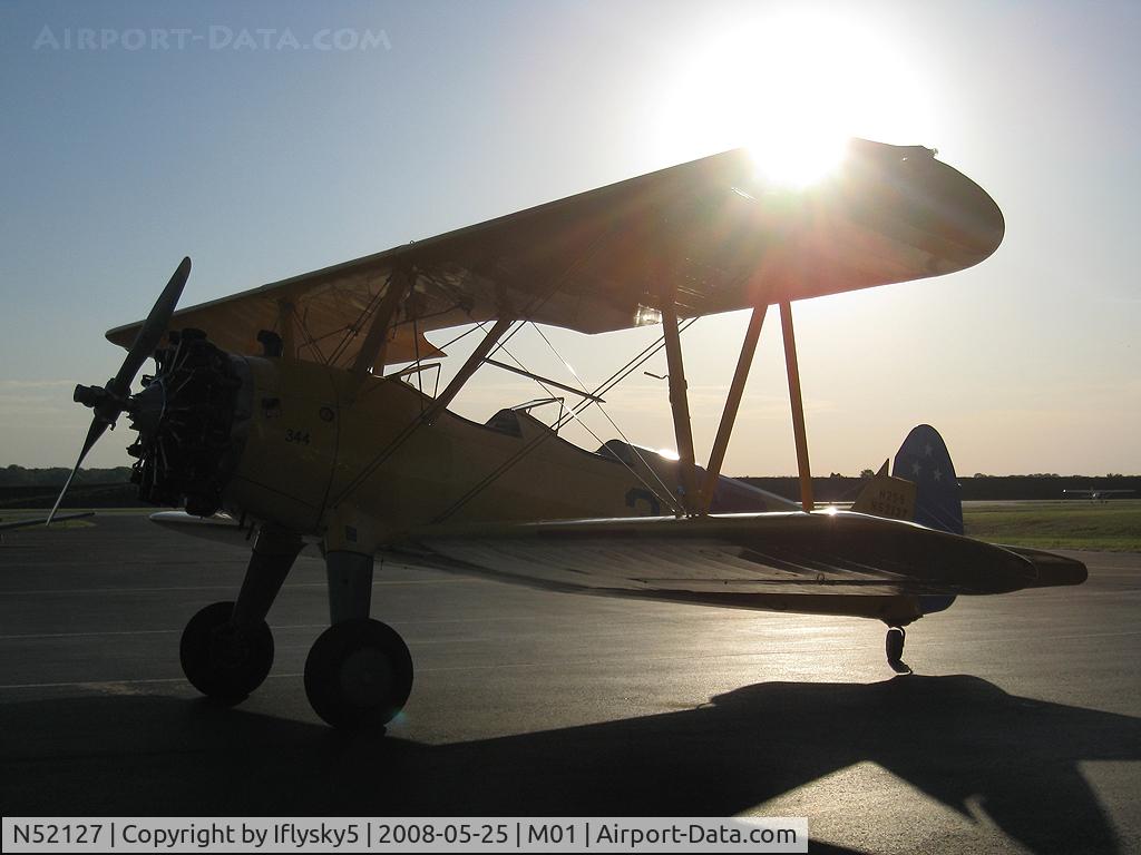 N52127, 1942 Boeing E75 C/N 75-8493, N52127 Stearman E75