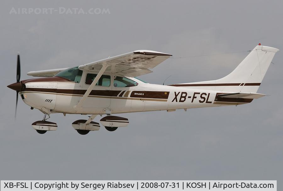 XB-FSL, Cessna 182Q Skylane Skylane C/N 182-66619, EAA AirVenture 2008
