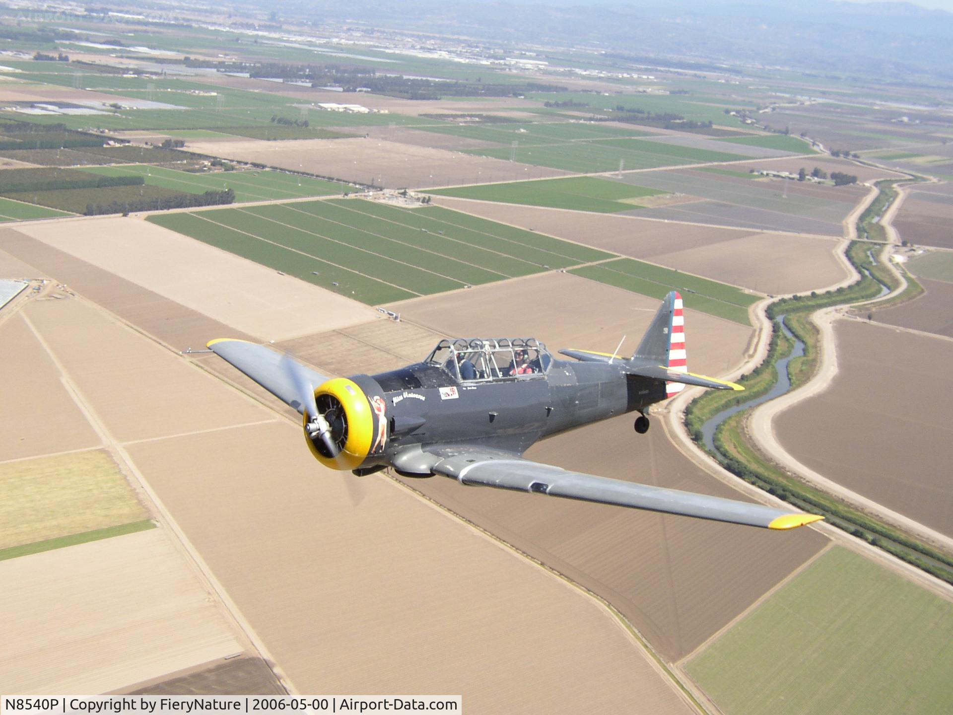 N8540P, 1942 North American AT-6D Texan C/N 42-81646-1, Formation flight for Memorial Day