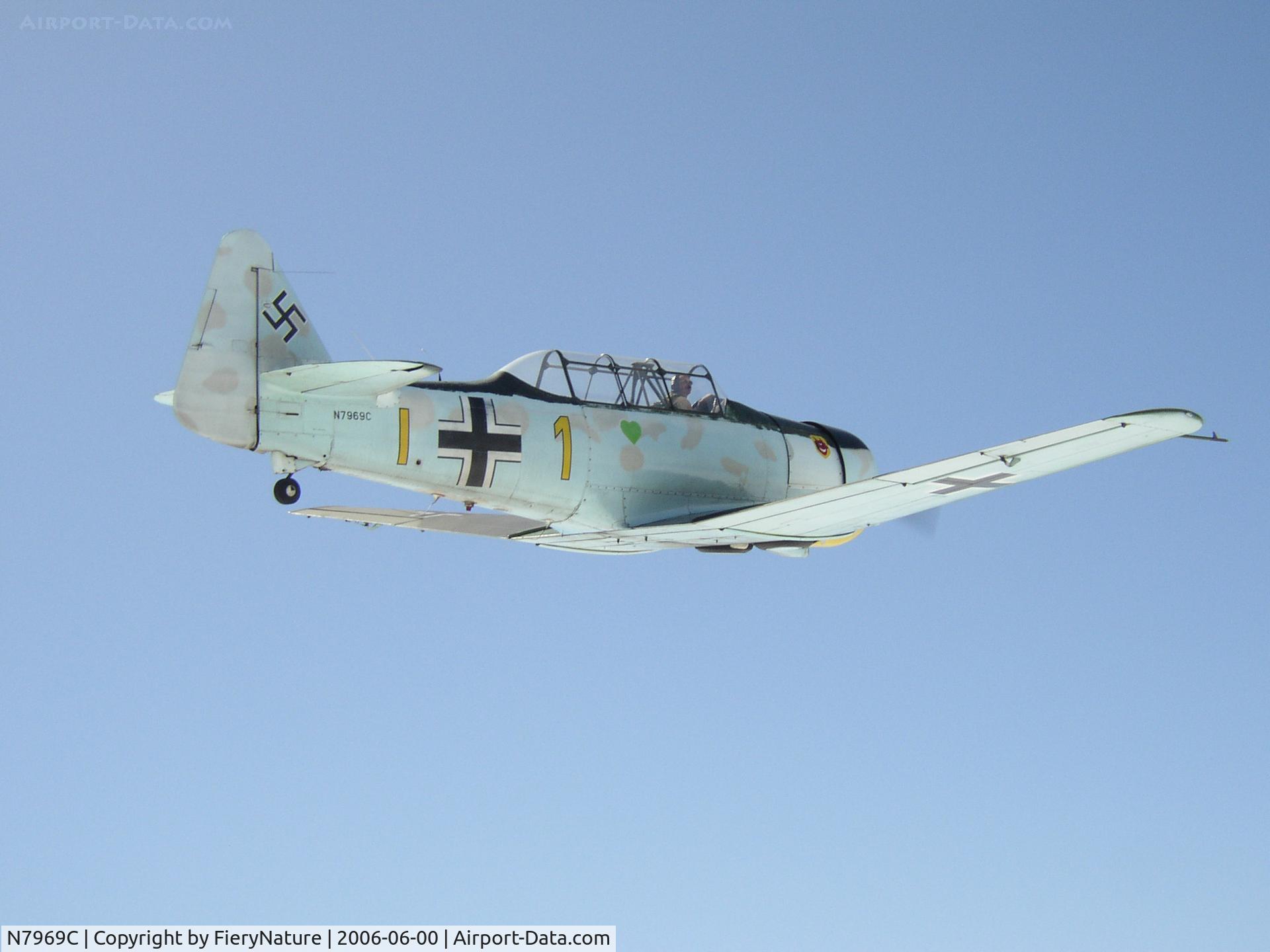 N7969C, North American SNJ-5 Texan Texan C/N 43974, Formation flight to Wings over Gillespie.