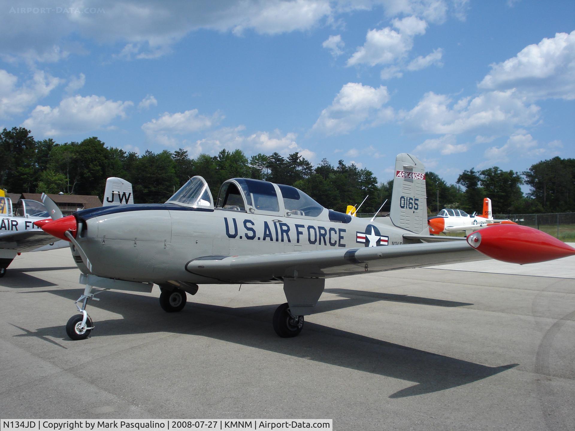 N134JD, 1956 Beech T-34B C/N BG-165, Beech T-34B