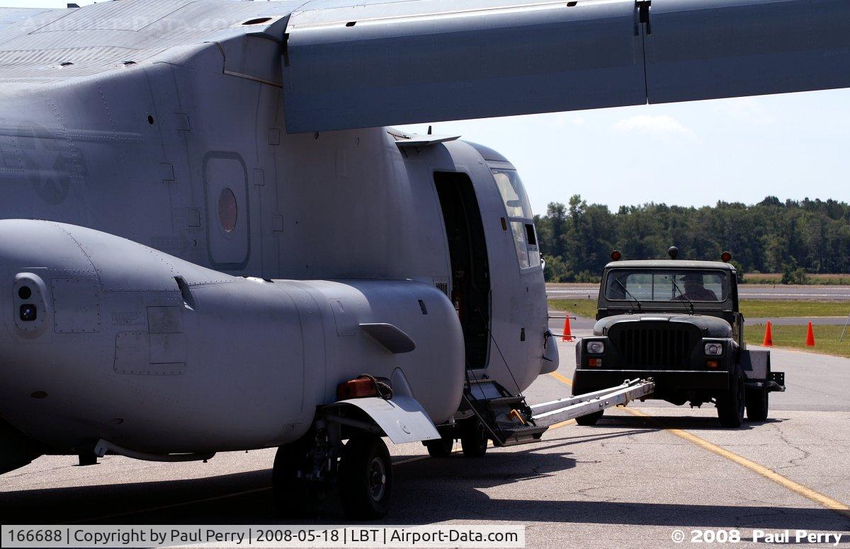 166688, Bell-Boeing MV-22B Osprey C/N D0082, Getting a tow from the static area
