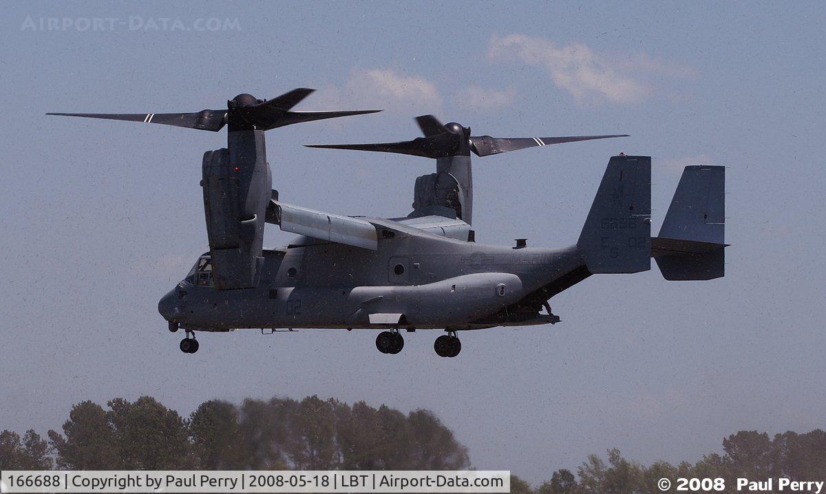 166688, Bell-Boeing MV-22B Osprey C/N D0082, Slow hover-taxi, showing off